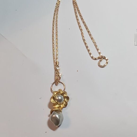 Necklace  - Picture 1 of 4